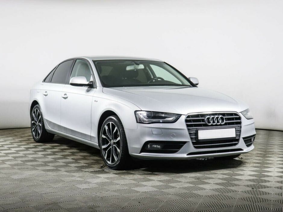 Audi A4, 1.8 л, Вариатор, 2012 фото 4