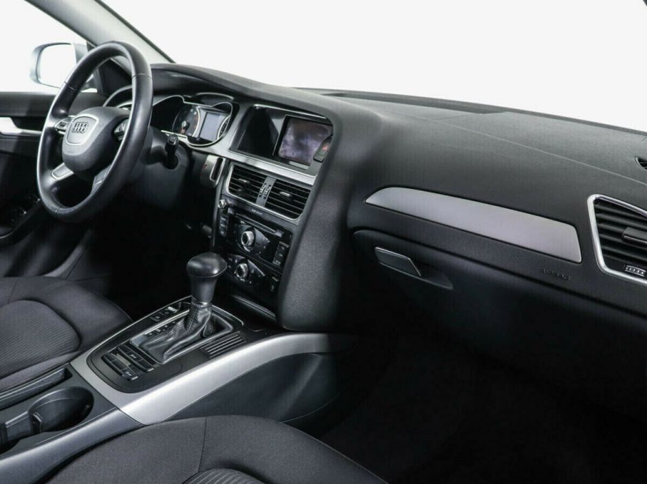 Audi A4, 1.8 л, Вариатор, 2012 фото 7