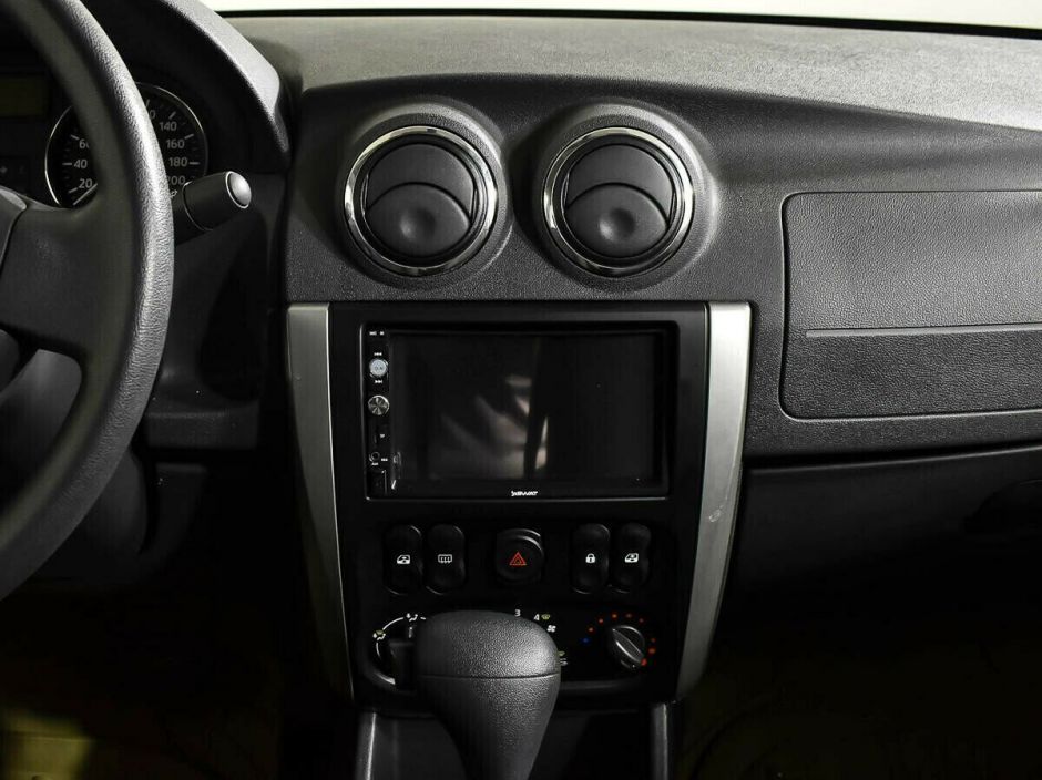 Nissan Almera, 1.6 л, АТ, 2016 фото 2