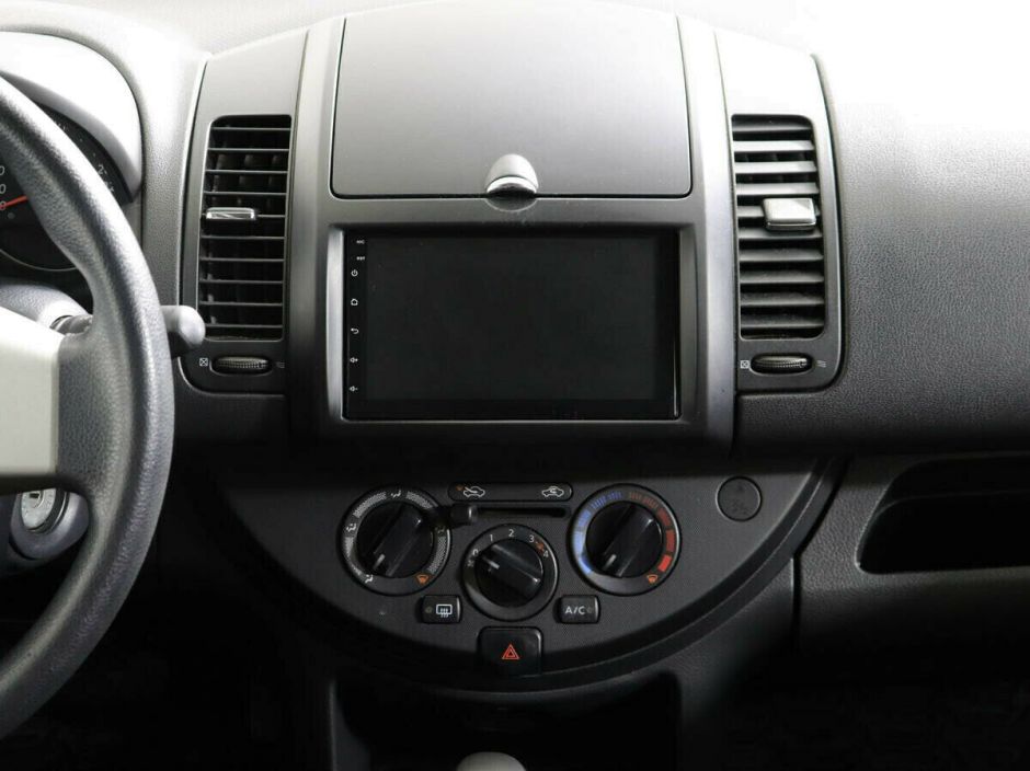 Nissan Note, 1.6 л, АТ, 2010 фото 2