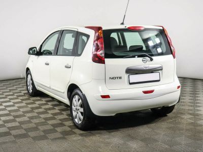 Nissan Note, 1.6 л, АКПП, 2011 фото 6