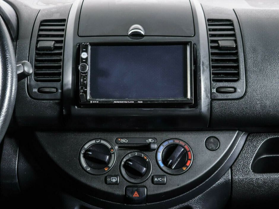 Nissan Note, 1.6 л, АТ, 2012 фото 2