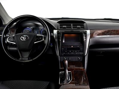 Toyota Camry, 2.5 л, АКПП, 2017 фото 8