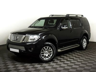 Nissan Pathfinder, 2.5 л, МКПП, 2013 фото 3