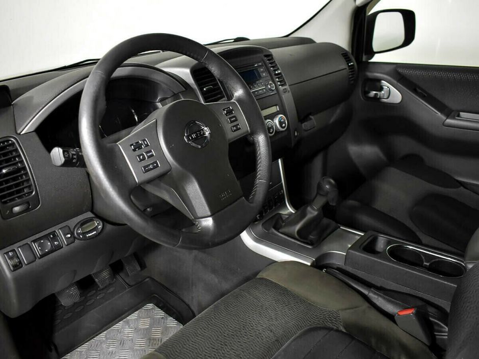 Nissan Pathfinder, 2.5 л, МТ, 2013 фото 9