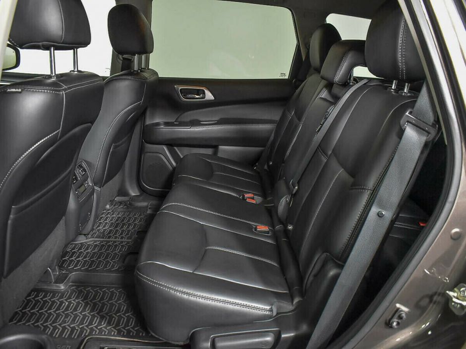Nissan Pathfinder, 3.5 л, Вариатор, 2015 фото 11