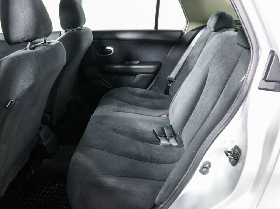 Nissan Tiida, 1.6 л, МТ, 2013 фото 1