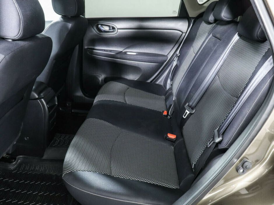 Nissan Tiida, 1.6 л, МТ, 2015 фото 1