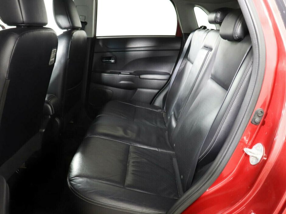 Mitsubishi ASX, 2.0 л, Вариатор, 2011 фото 1