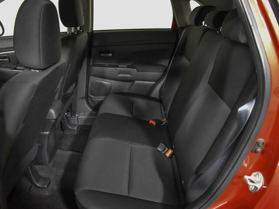 Mitsubishi ASX, 1.8 л, Вариатор, 2013 фото 1