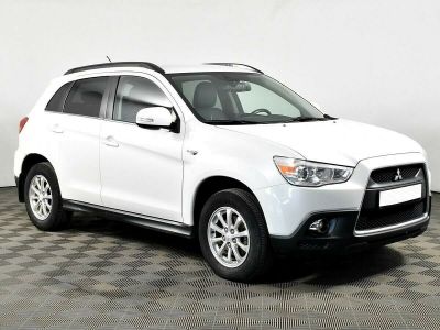 Mitsubishi ASX, 1.8 л, CVT, 2013 фото 4