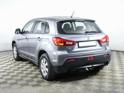 Mitsubishi ASX, 1.6 л, МКПП, 2013 фото 6