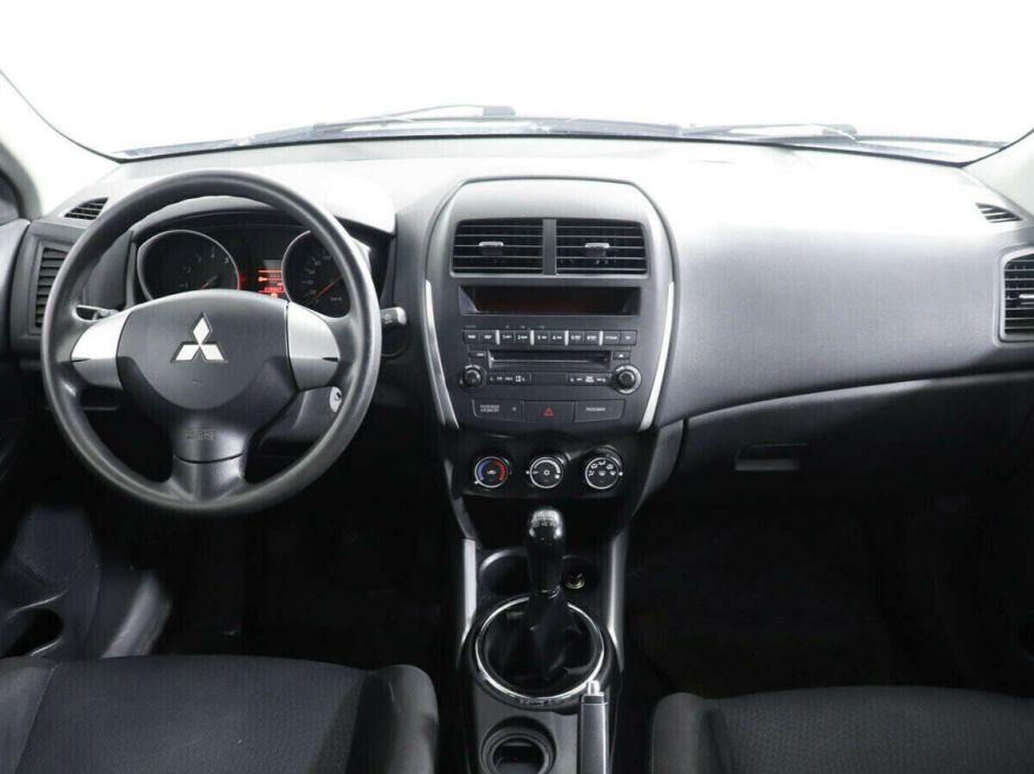 Mitsubishi ASX, 1.6 л, МТ, 2013 фото 2