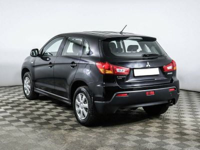 Mitsubishi ASX, 1.6 л, МКПП, 2013 фото 6