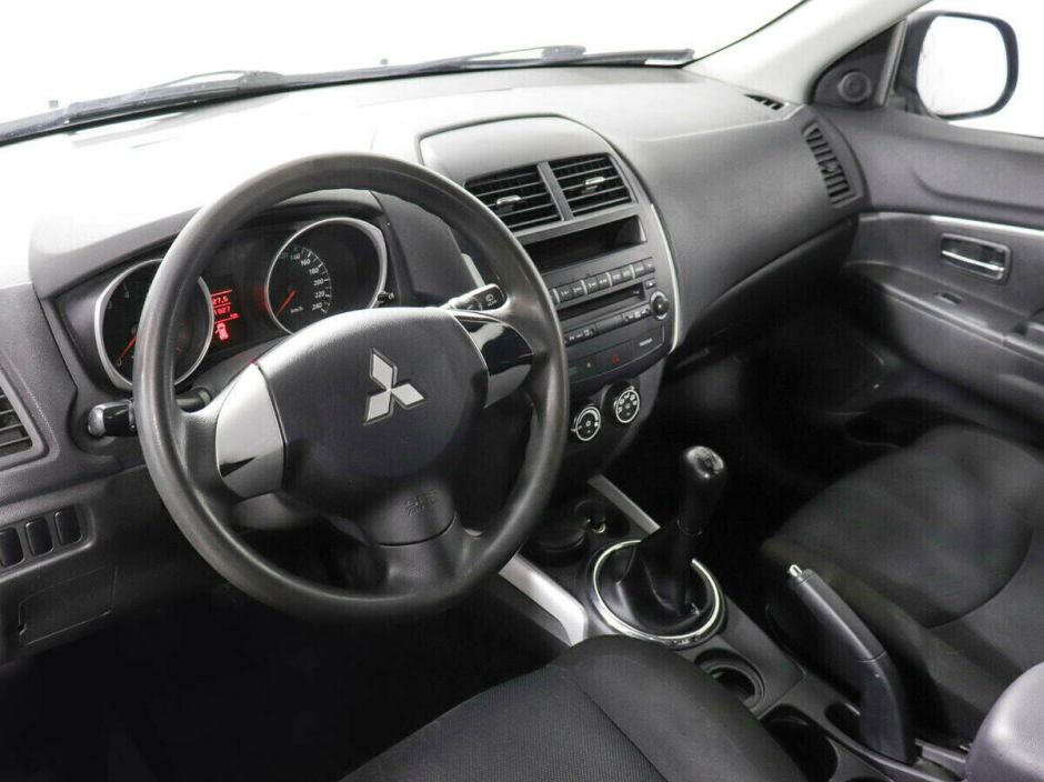 Mitsubishi ASX, 1.6 л, МТ, 2013 фото 8
