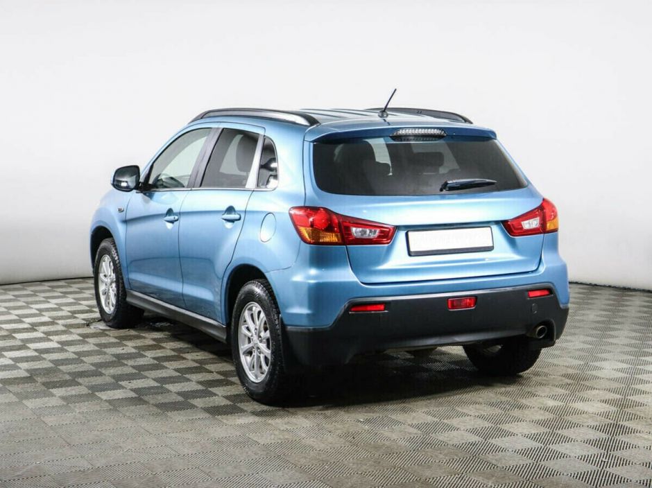 Mitsubishi ASX, 1.8 л, Вариатор, 2013 фото 6