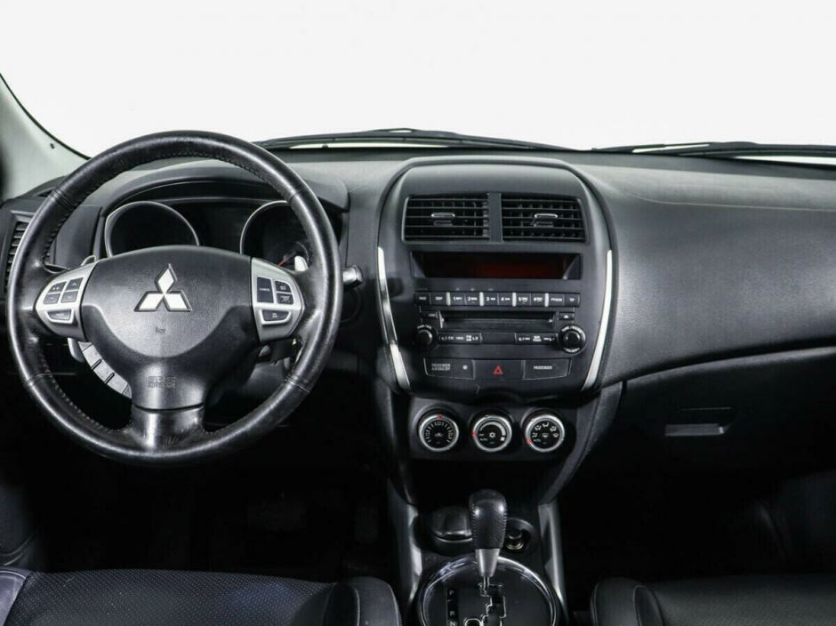 Mitsubishi ASX, 1.8 л, Вариатор, 2013 фото 7