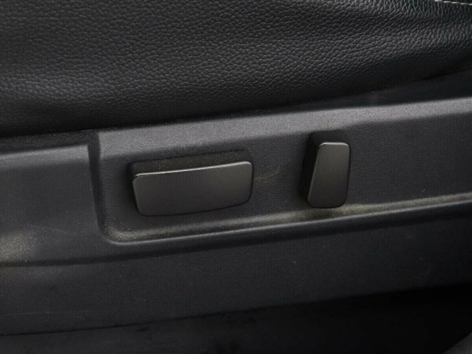 Mitsubishi ASX, 1.8 л, Вариатор, 2013 фото 2