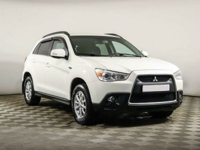 Mitsubishi ASX, 1.8 л, CVT, 2013 фото 4