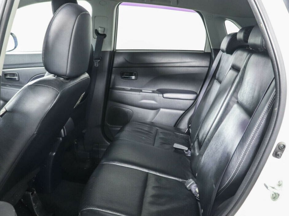 Mitsubishi ASX, 1.8 л, Вариатор, 2013 фото 1