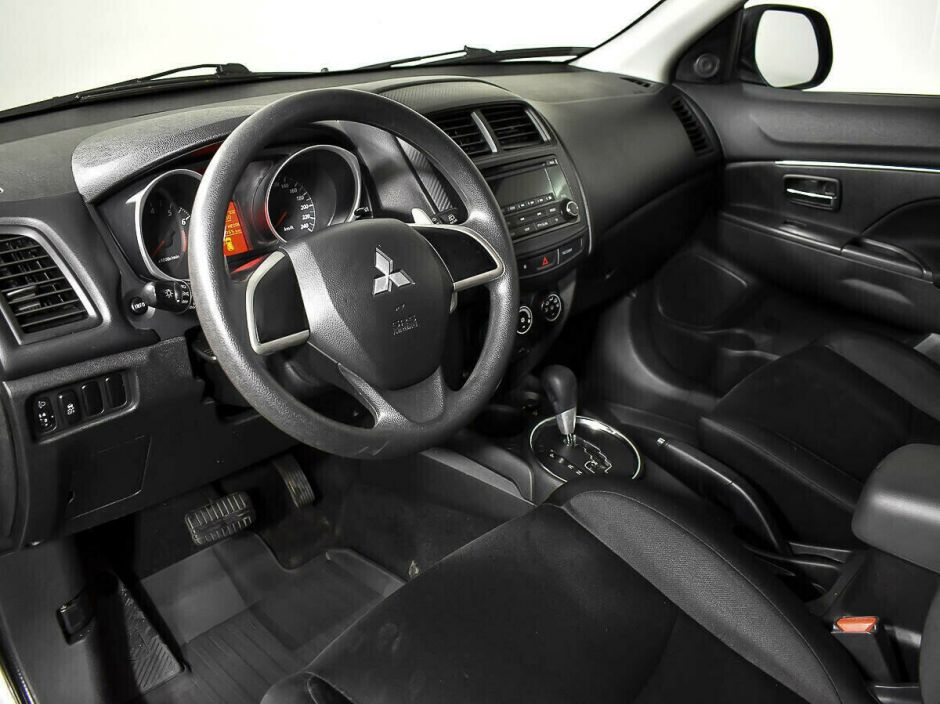Mitsubishi ASX, 1.8 л, Вариатор, 2015 фото 8