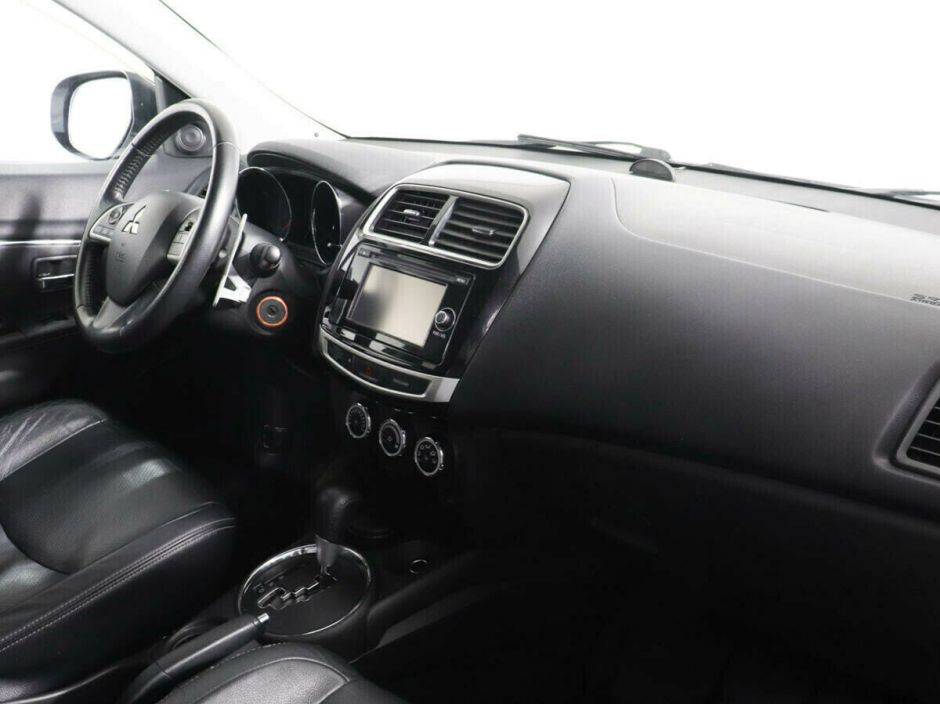 Mitsubishi ASX, 1.8 л, Вариатор, 2016 фото 9