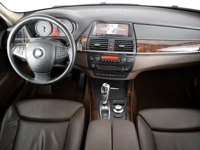 BMW X5, 4.8 л, АКПП, 2010 фото 5