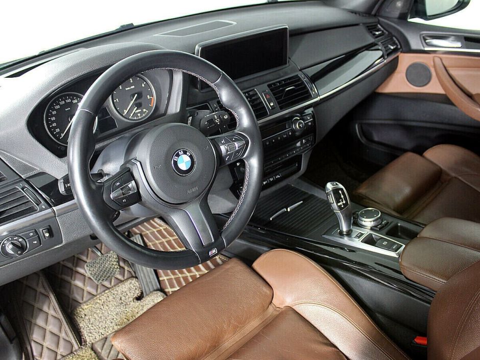 BMW X5, 3.0 л, АТ, 2010 фото 7