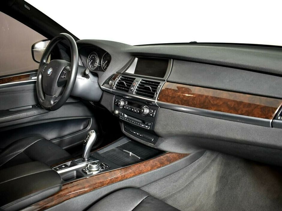 BMW X5, 4.4 л, АТ, 2010 фото 2