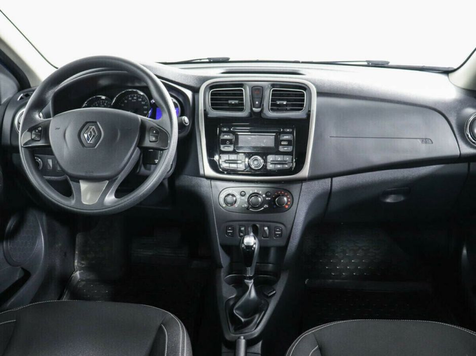 Renault Logan, 1.6 л, АТ, 2017 фото 7