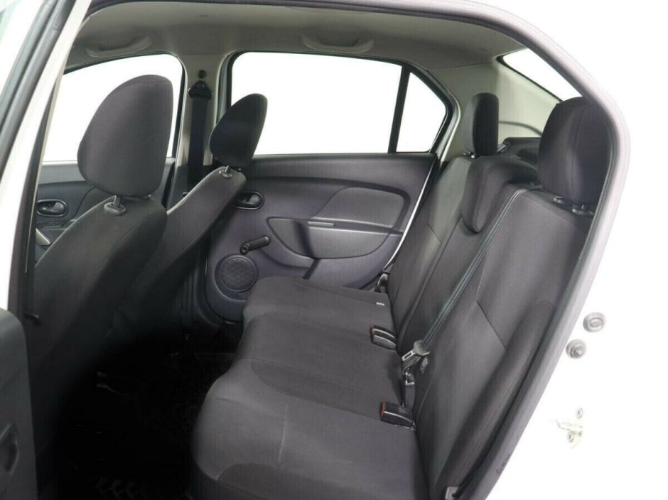 Renault Logan, 1.6 л, АТ, 2019 фото 1