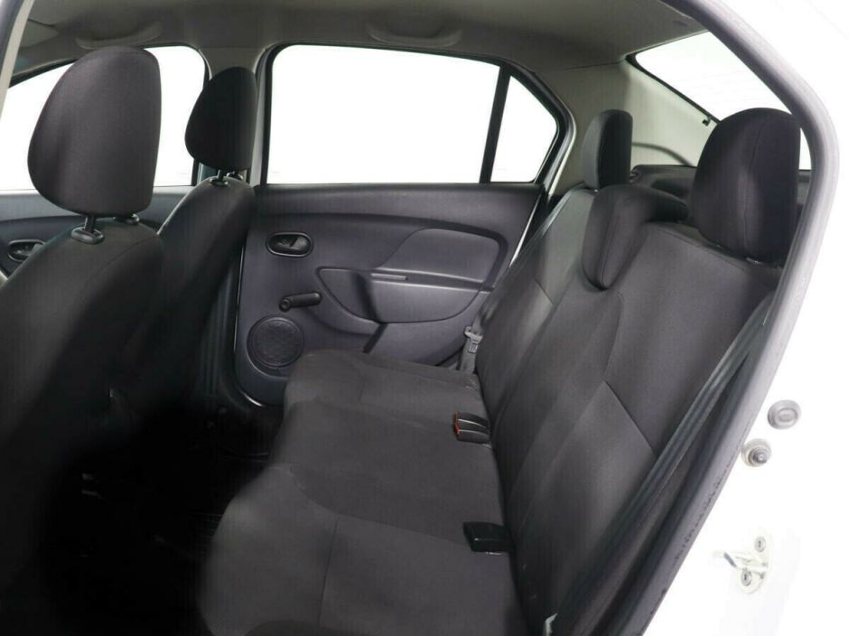 Renault Logan, 1.6 л, МТ, 2020 фото 1