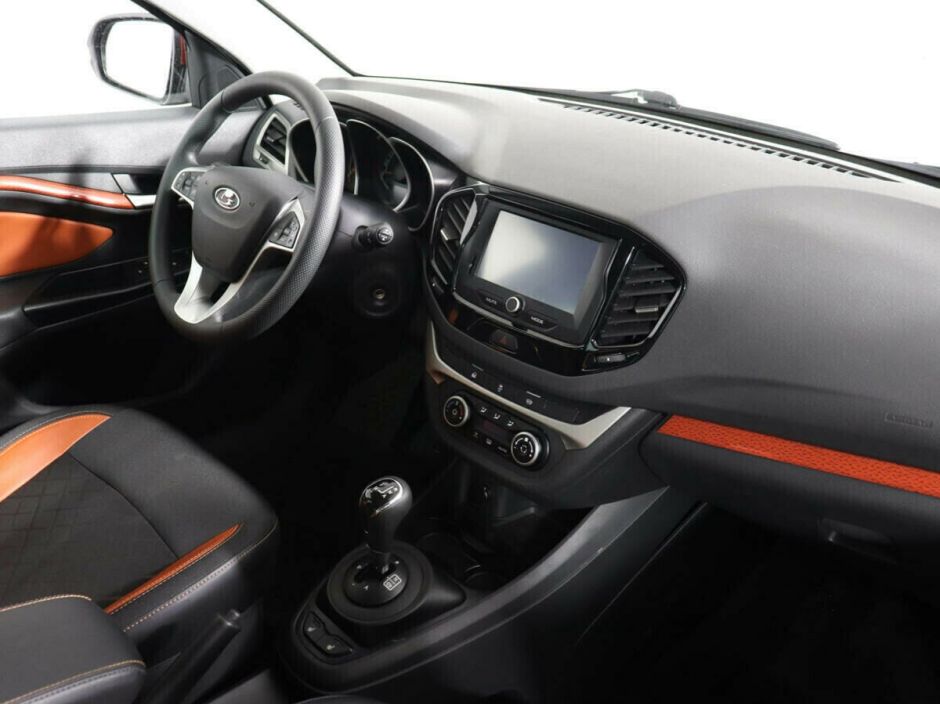 LADA (ВАЗ) Vesta, 1.8 л, Робот, 2018 фото 9