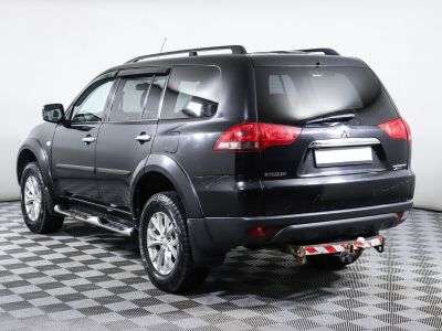 Mitsubishi Pajero Sport, 2.5 л, АКПП, 2013 фото 6