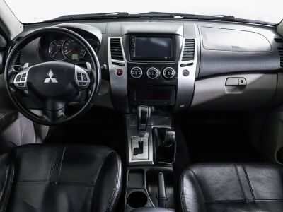 Mitsubishi Pajero Sport, 2.5 л, АКПП, 2013 фото 8