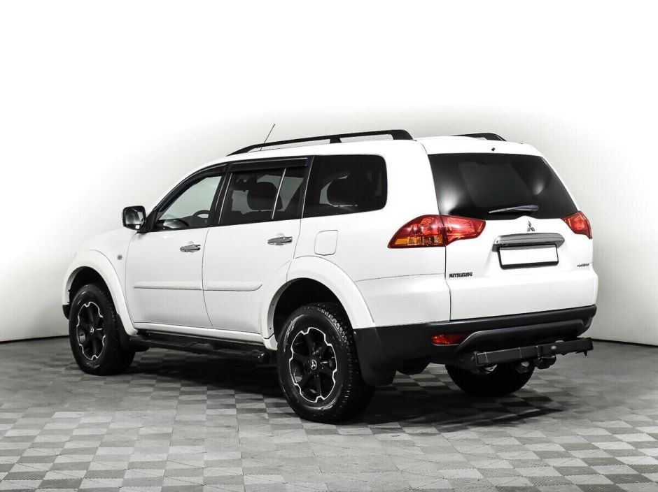 Mitsubishi Pajero Sport, 2.5 л, АТ, 2013 фото 6