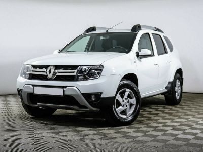 Renault Duster, 2.0 л, АКПП, 2018 фото 3