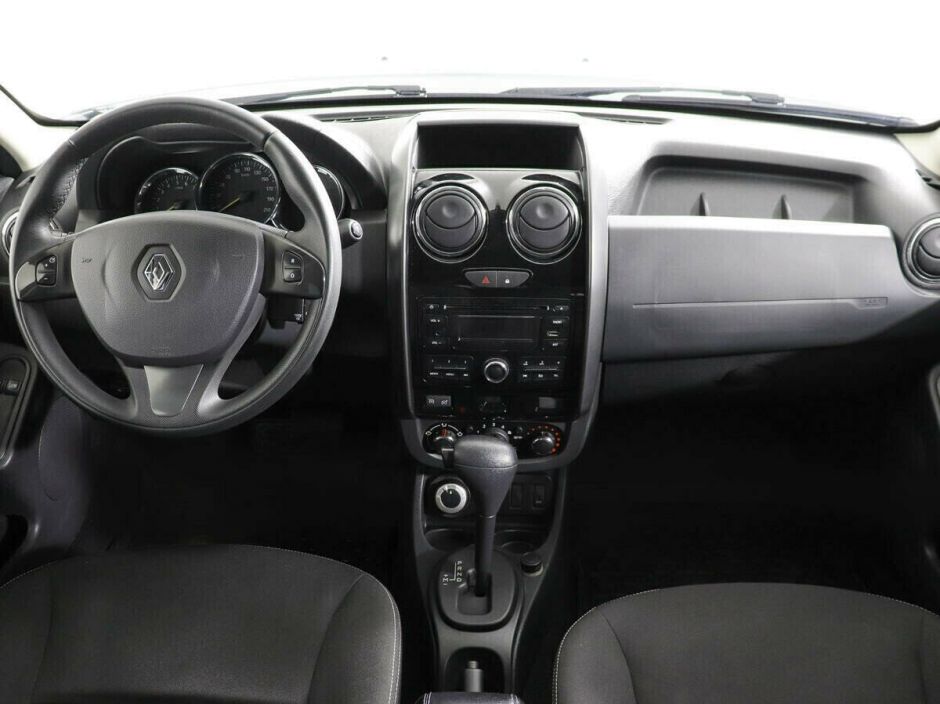 Renault Duster, 2.0 л, АТ, 2018 фото 2