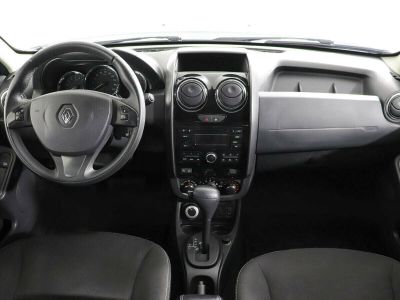 Renault Duster, 2.0 л, АКПП, 2018 фото 2