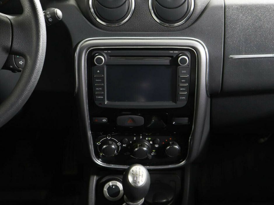 Renault Duster, 2.0 л, МТ, 2014 фото 8