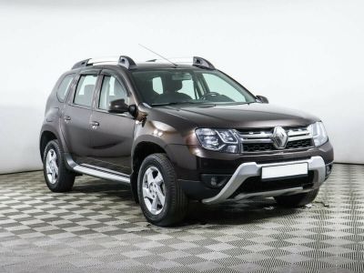 Renault Duster, 2.0 л, МКПП, 2017 фото 4