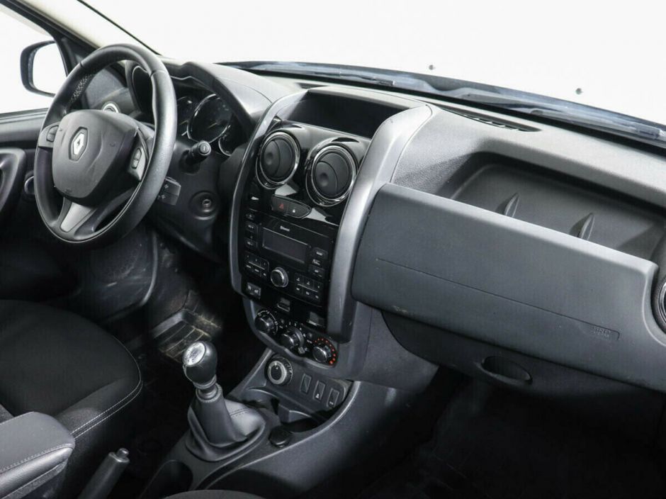 Renault Duster, 2.0 л, МТ, 2017 фото 8