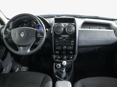 Renault Duster, 2.0 л, МКПП, 2017 фото 9