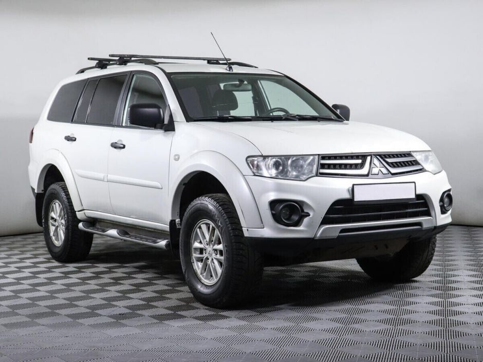 Mitsubishi Pajero Sport, 2.5 л, МТ, 2013 фото 5