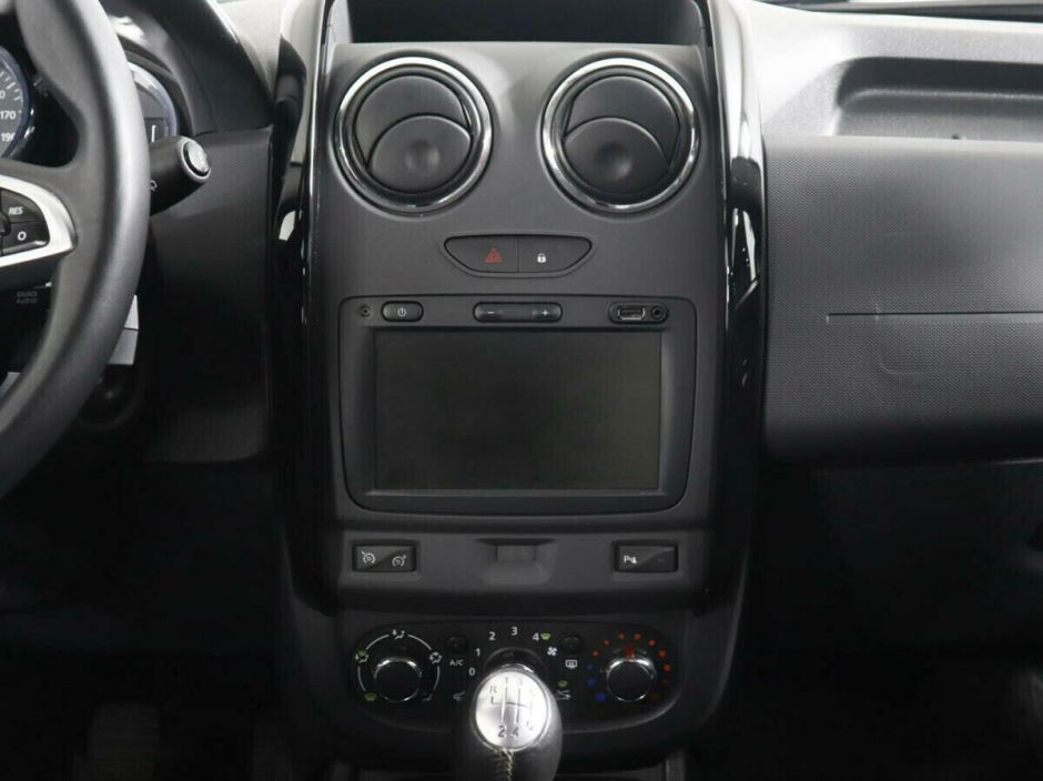 Renault Duster, 1.5 л, МТ, 2019 фото 2