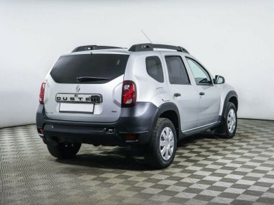 Renault Duster, 1.6 л, МКПП, 2018 фото 5