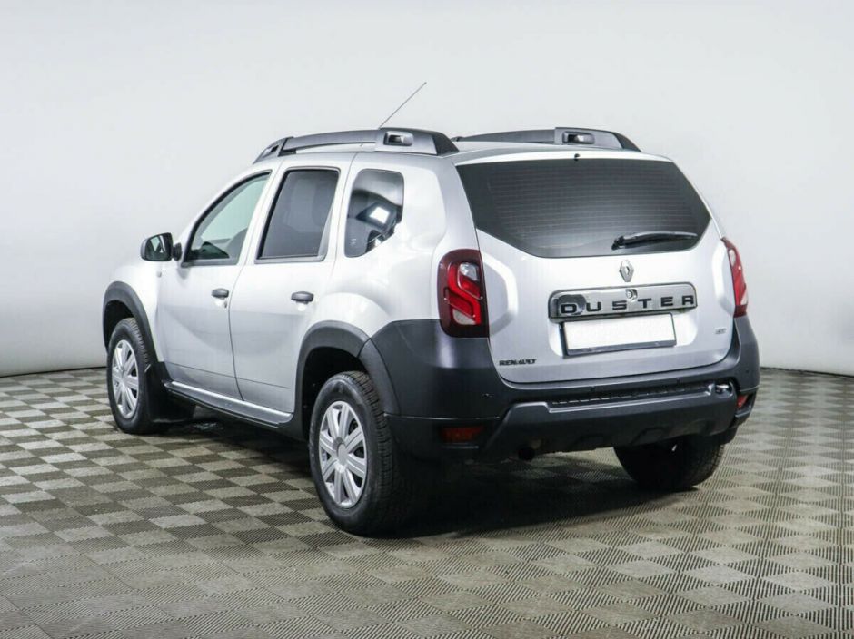 Renault Duster, 1.6 л, МТ, 2018 фото 6