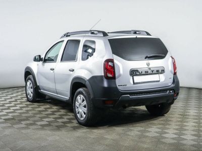 Renault Duster, 1.6 л, МКПП, 2018 фото 6