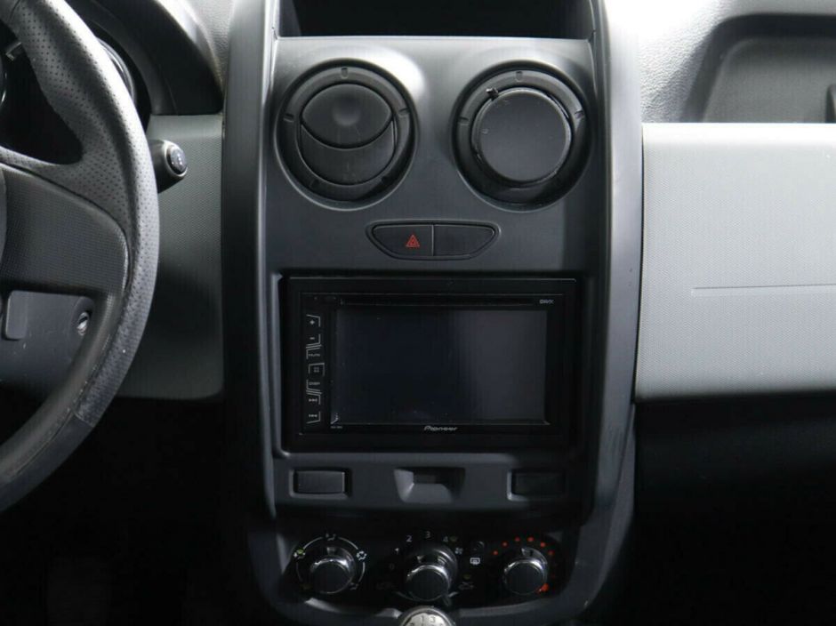 Renault Duster, 1.6 л, МТ, 2018 фото 2