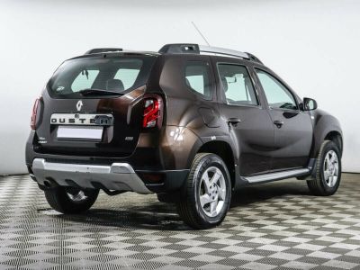 Renault Duster, 2.0 л, МКПП, 2016 фото 5